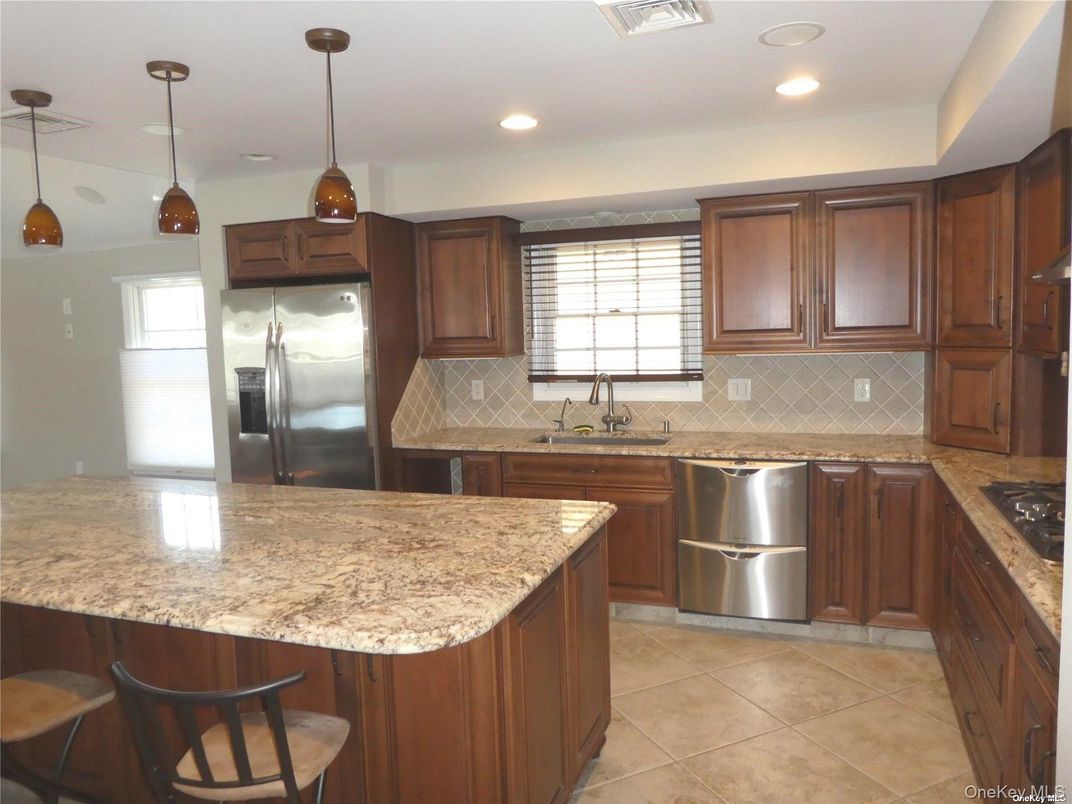Interior, Kitchen, Pendant Lights, Recessed Lighting, Stainless Steel Appliances