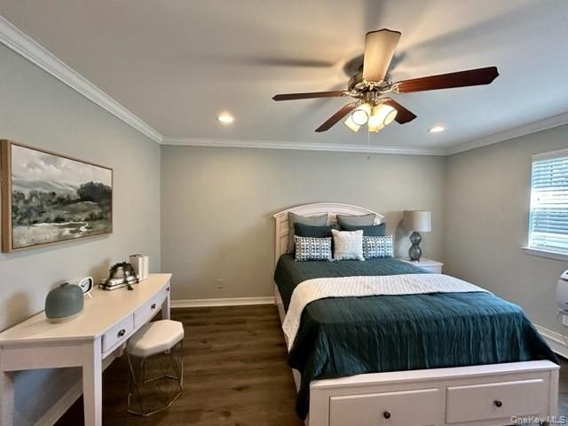 Bedroom, Home Office, Interior, Recessed Lighting, Wood Texture Flooring