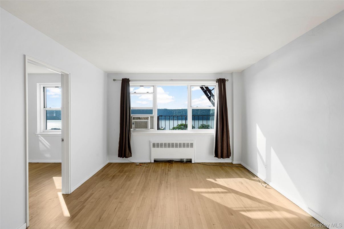 Empty room, Interior, Water, Wood Texture Flooring