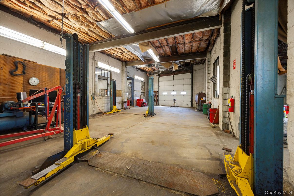 Fitness Equipment, Interior