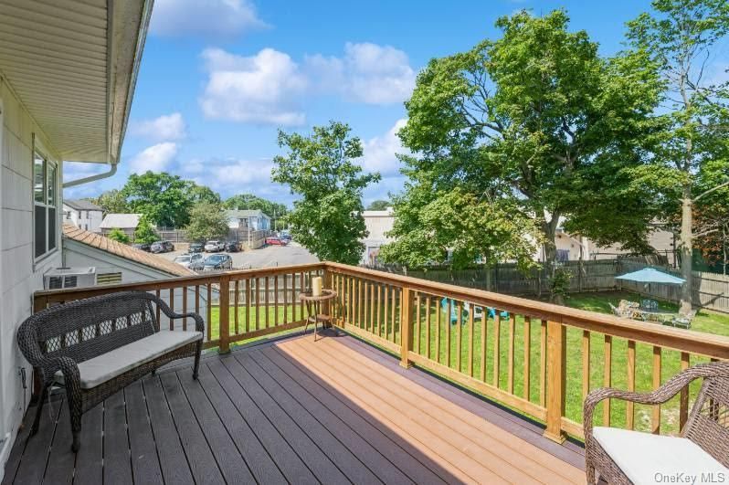 Exterior, Wood Texture Flooring