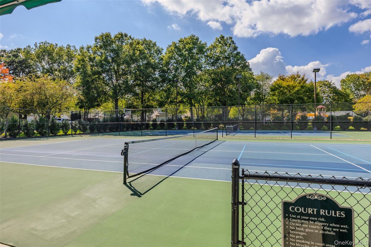 Exterior, Tennis Courts