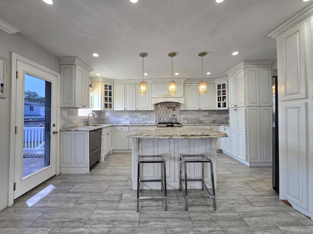 Interior, Kitchen, Pendant Lights, Recessed Lighting
