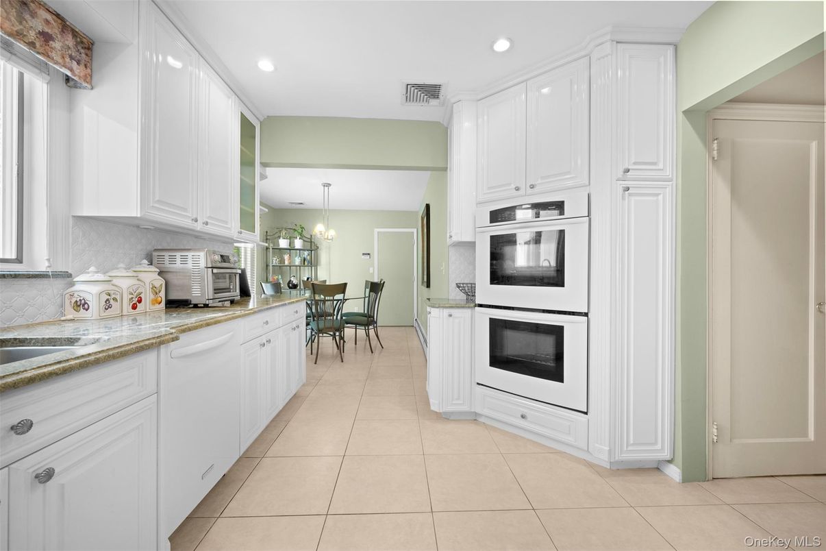 Chandelier, Dining room, Interior, Kitchen, Pendant Lights, Recessed Lighting