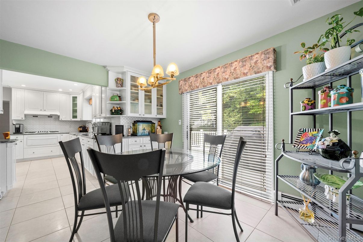 Chandelier, Dining room, Interior, Kitchen, Pendant Lights, Recessed Lighting