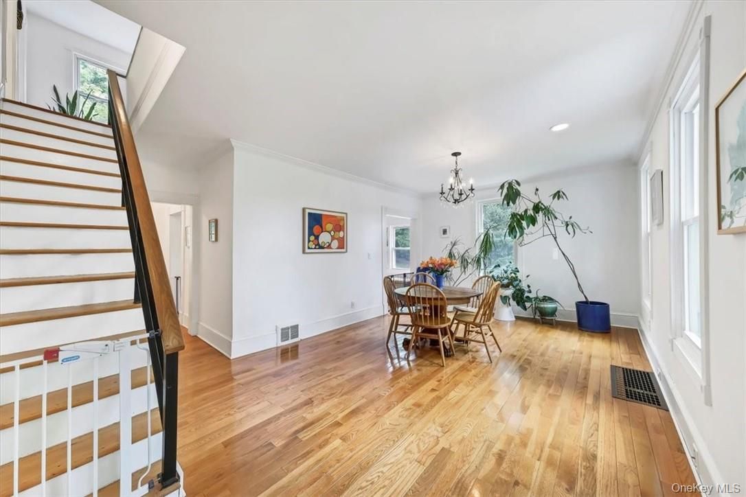 Chandelier, Dining room, Interior, Recessed Lighting, Wood Texture Flooring