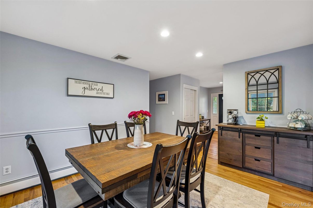Dining room, Interior, Recessed Lighting, Wood Texture Flooring