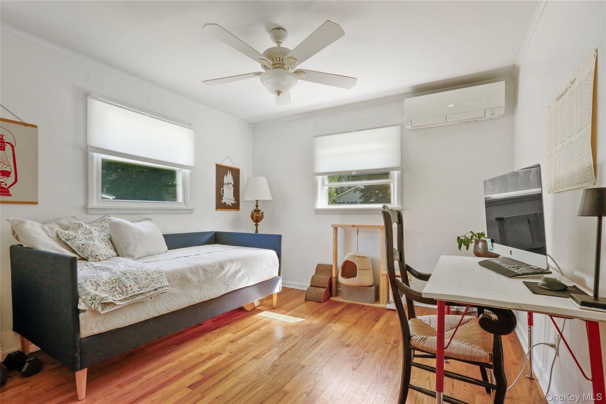 Bedroom, Home Office, Interior, Wood Texture Flooring