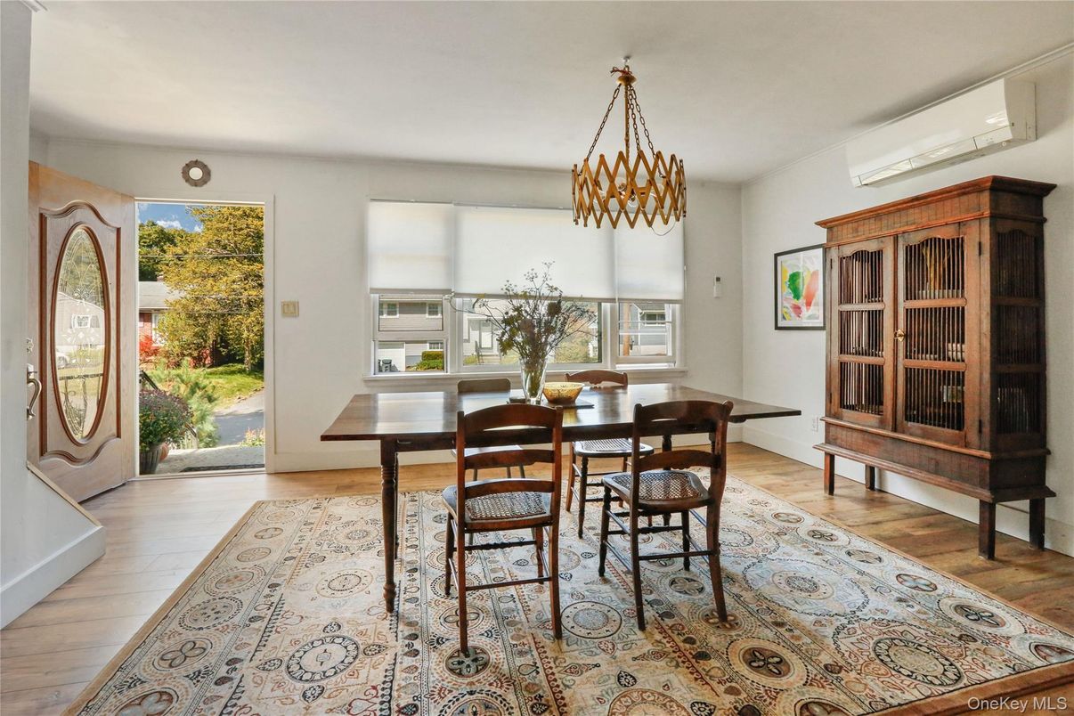 Chandelier, Dining room, Interior, Pendant Lights, Wood Texture Flooring