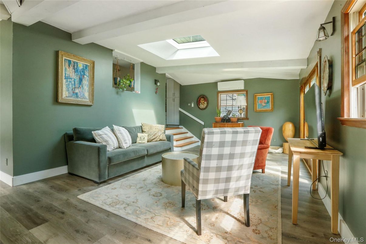 Dining room, Interior, Living room, Wood Texture Flooring