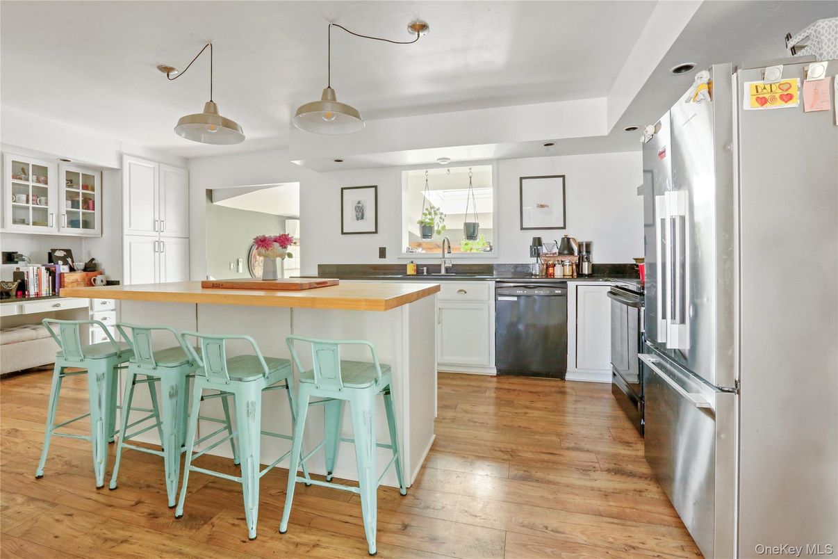 Interior, Kitchen, Pendant Lights, Stainless Steel Appliances, Wood Texture Flooring