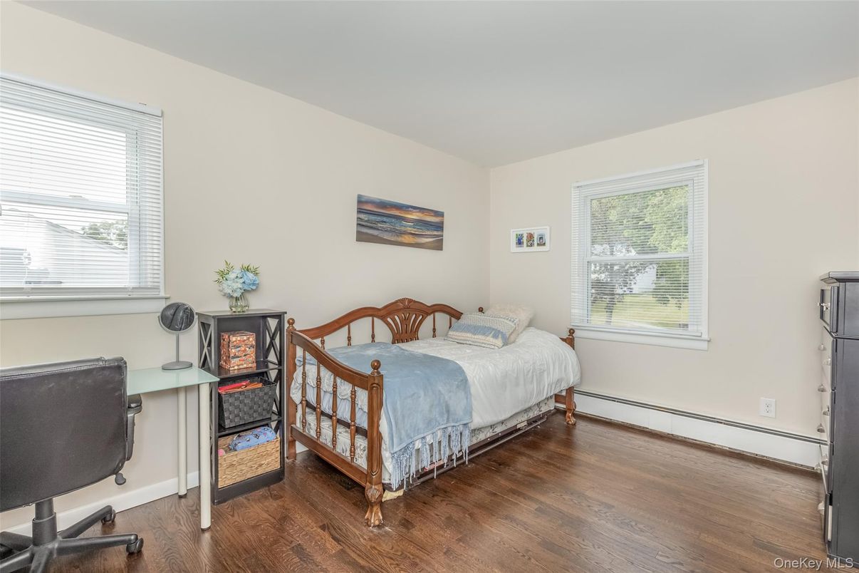 Bedroom, Home Office, Interior, Wood Texture Flooring
