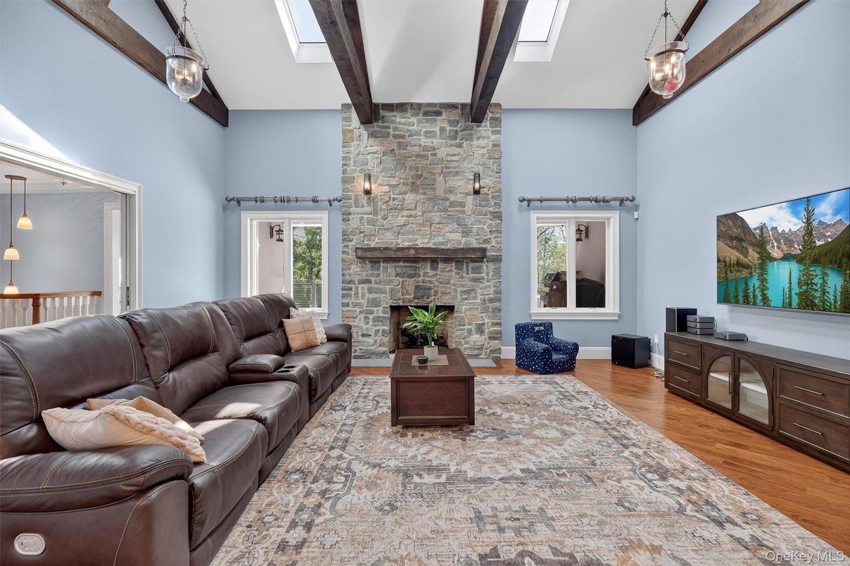 Fireplace, Interior, Living room, Pendant Lights, Stone Walls, Wood Texture Flooring