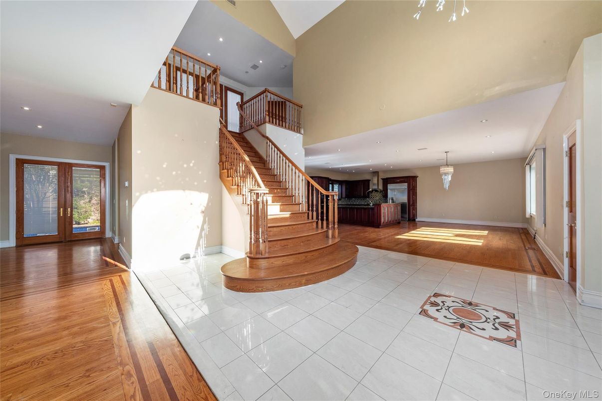 Chandelier, Interior, Recessed Lighting, Wood Texture Flooring