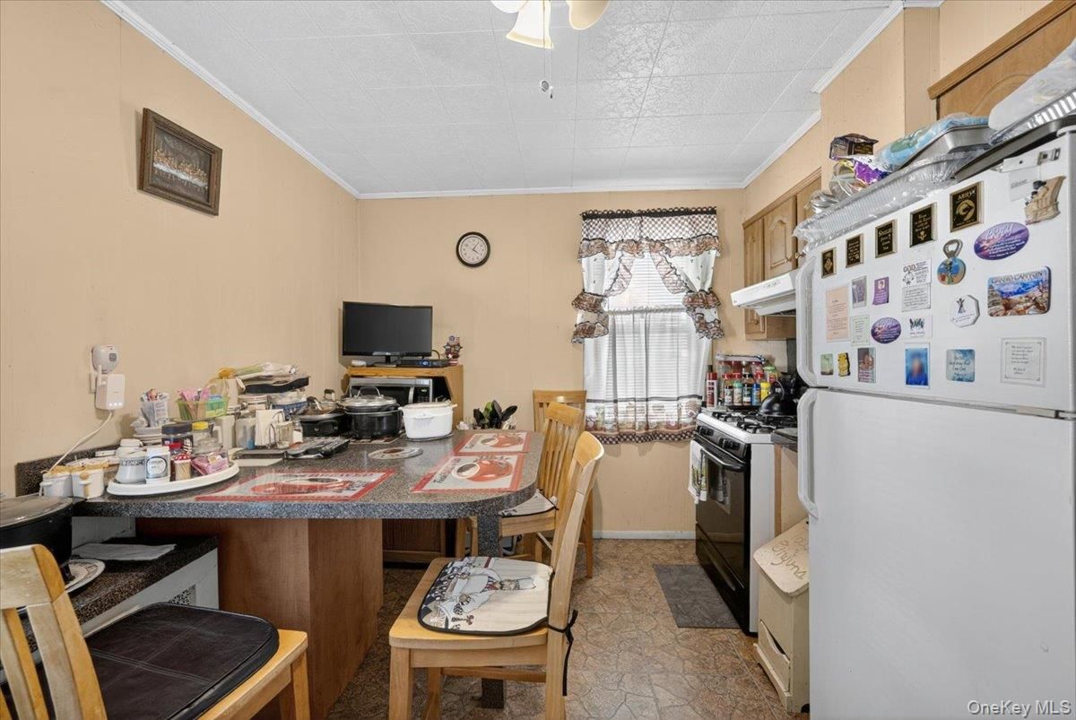 Dining room, Interior, Kitchen