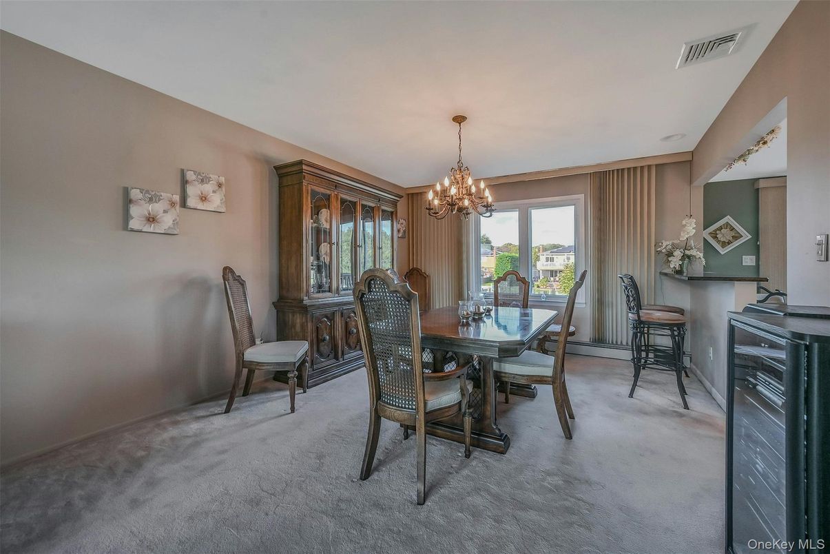 Chandelier, Dining room, Interior