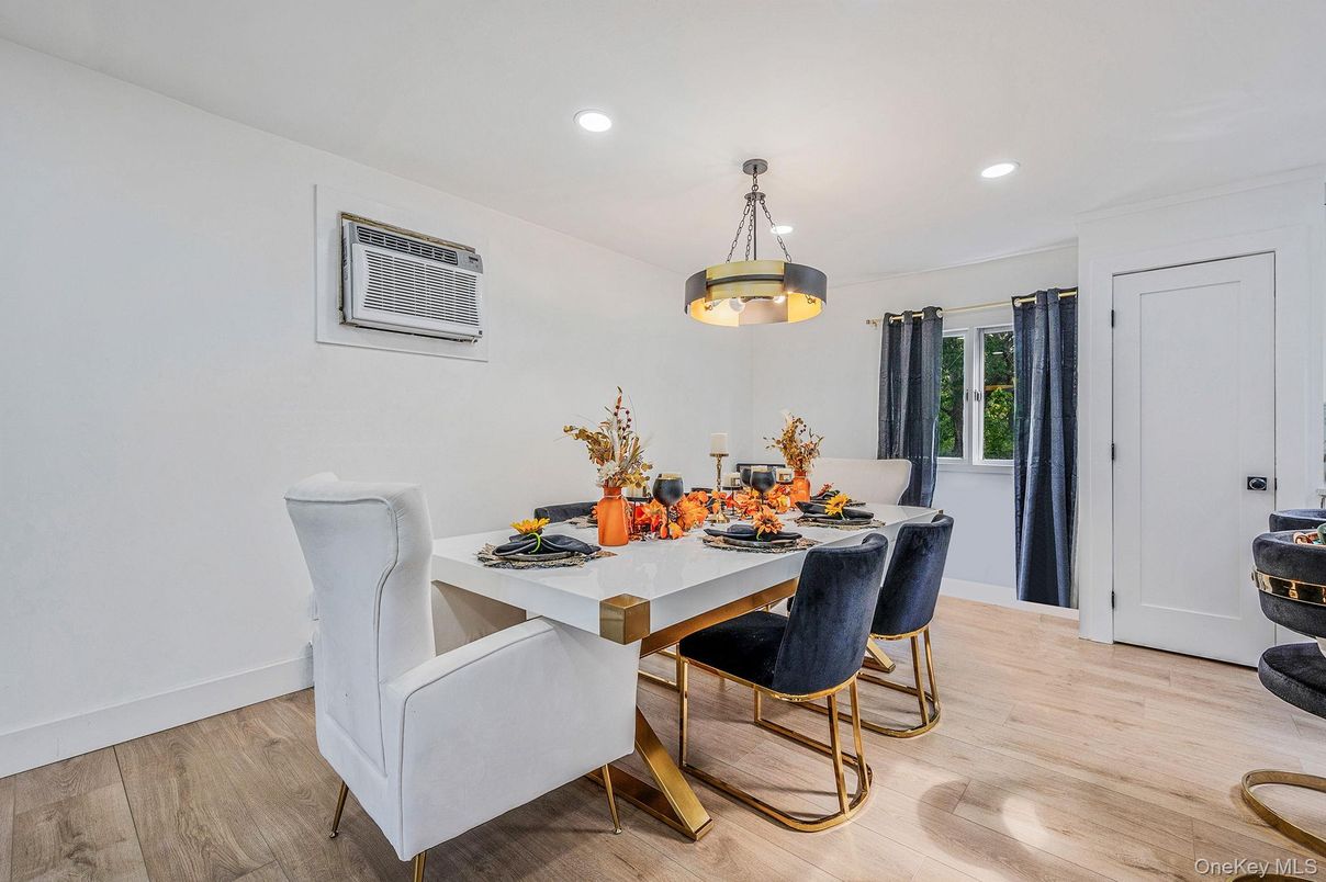 Dining room, Interior, Recessed Lighting, Wood Texture Flooring