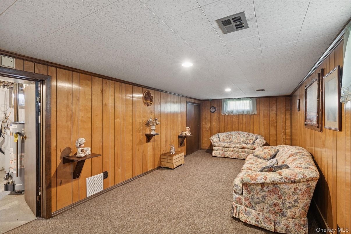 Interior, Recessed Lighting, Wooden Walls
