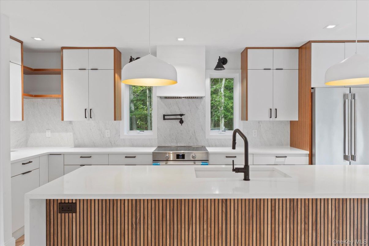 Interior, Kitchen, Pendant Lights, Recessed Lighting, Stainless Steel Appliances