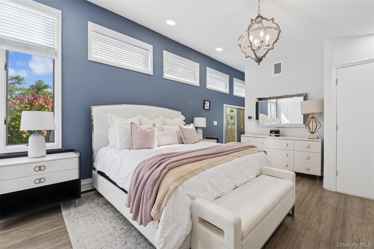 Bedroom, Chandelier, Interior, Pendant Lights, Recessed Lighting, Wood Texture Flooring