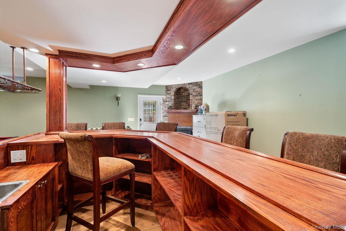 Dining room, Interior, Recessed Lighting, Stone Walls, Wood Texture Flooring