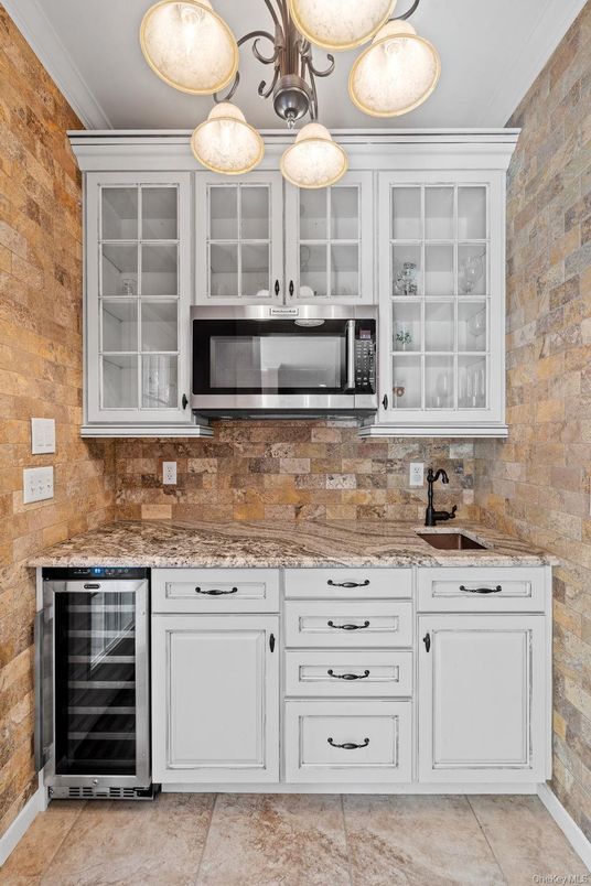Interior, Kitchen, Pendant Lights, Stone Walls