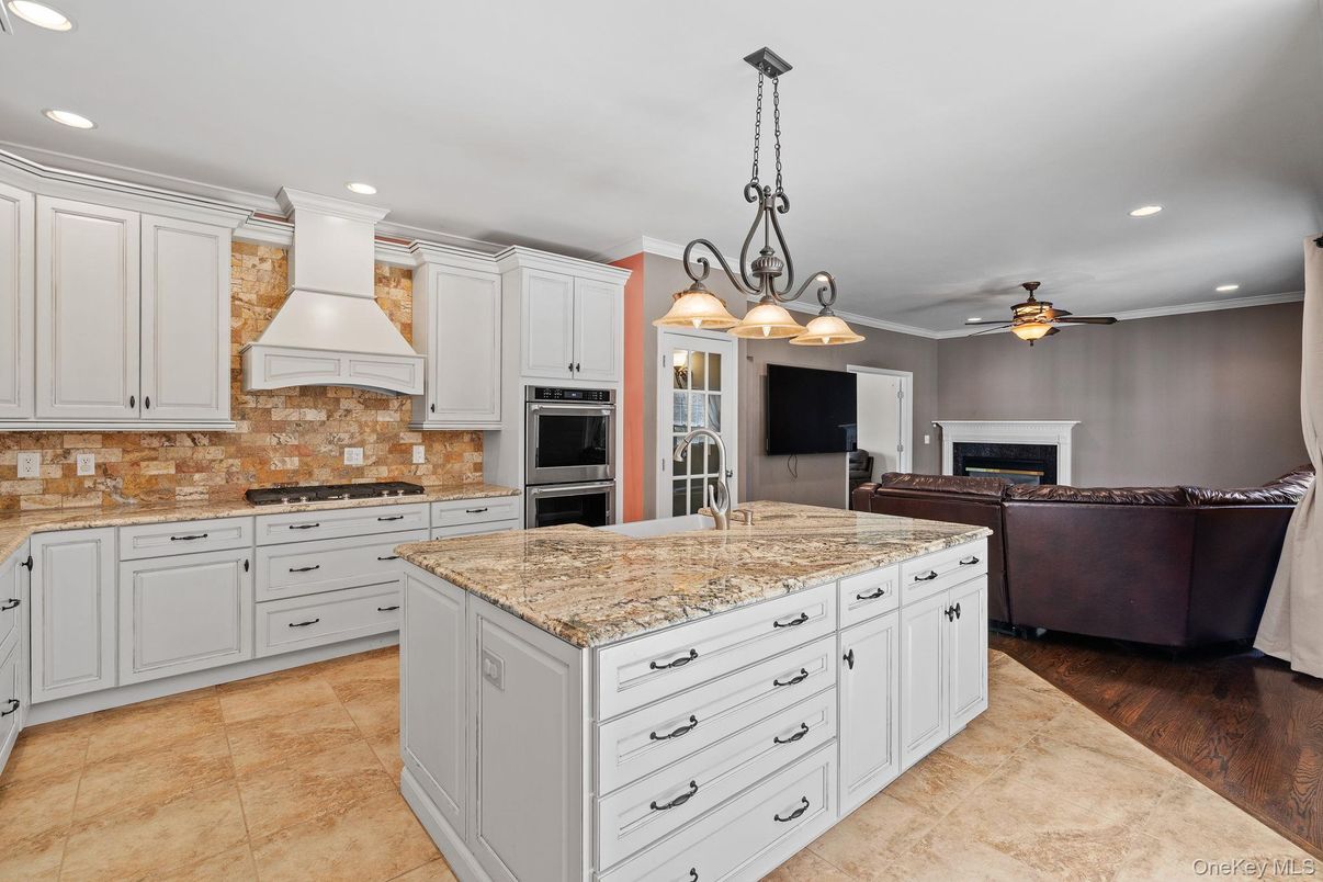 Fireplace, Interior, Kitchen, Living room, Pendant Lights, Recessed Lighting, Wood Texture Flooring