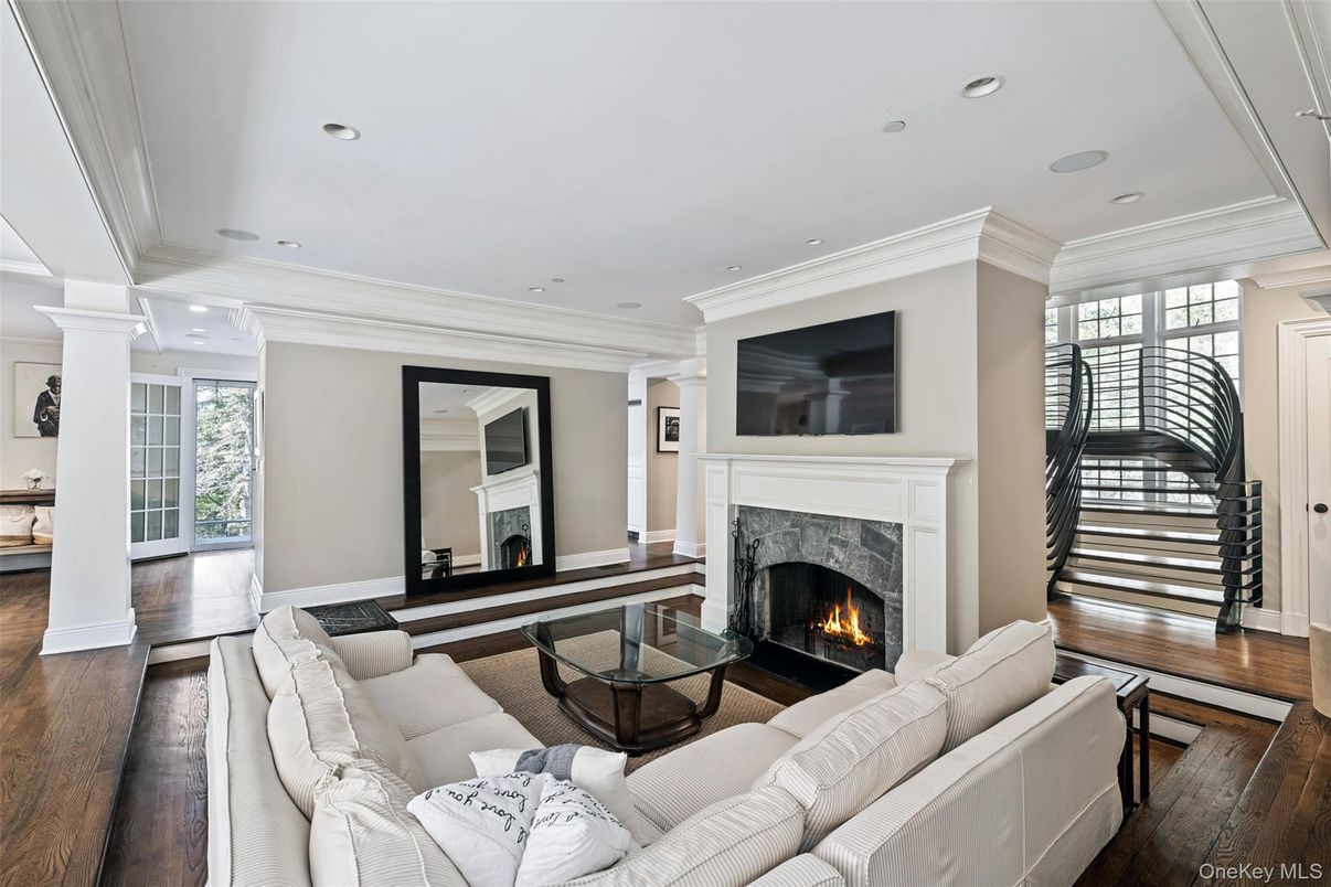 Fireplace, Interior, Living room, Recessed Lighting, Wood Texture Flooring