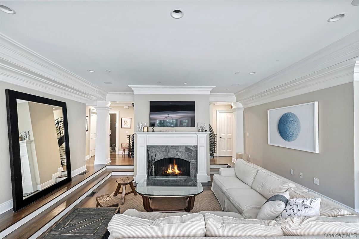 Fireplace, Interior, Living room, Recessed Lighting
