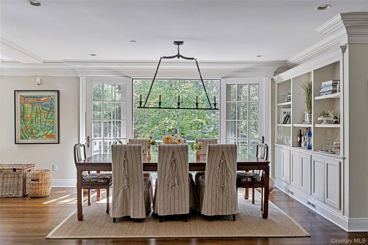 Dining room, Interior, Pendant Lights, Recessed Lighting, Wood Texture Flooring