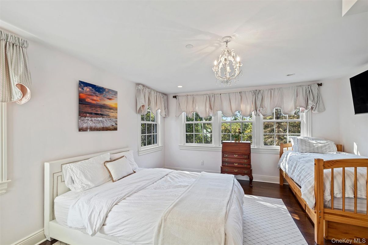 Bedroom, Chandelier, Interior, Recessed Lighting, Wood Texture Flooring