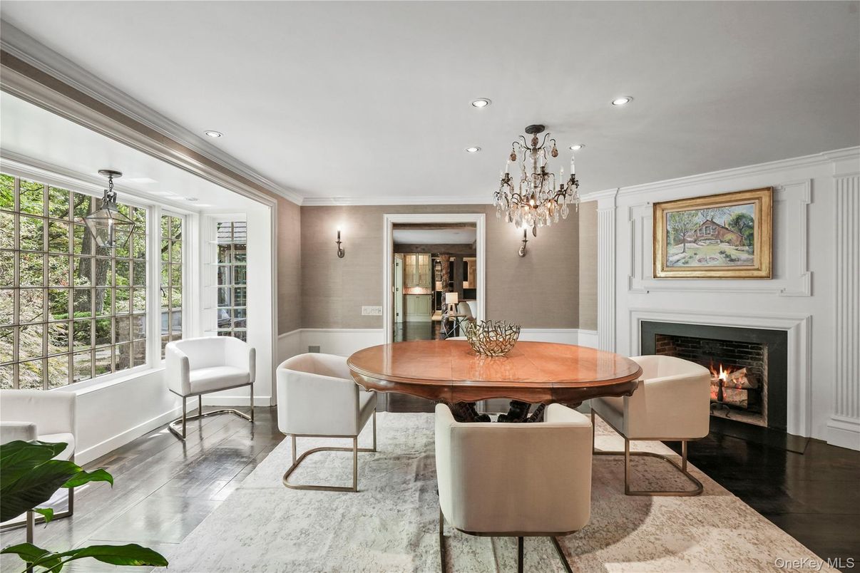 Chandelier, Dining room, Fireplace, Interior, Pendant Lights, Recessed Lighting, Wood Texture Flooring