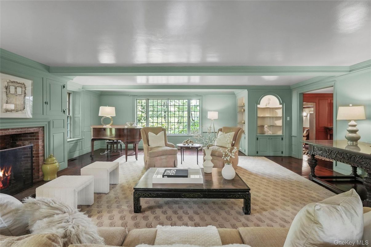 Fireplace, Interior, Living room, Piano, Wood Texture Flooring