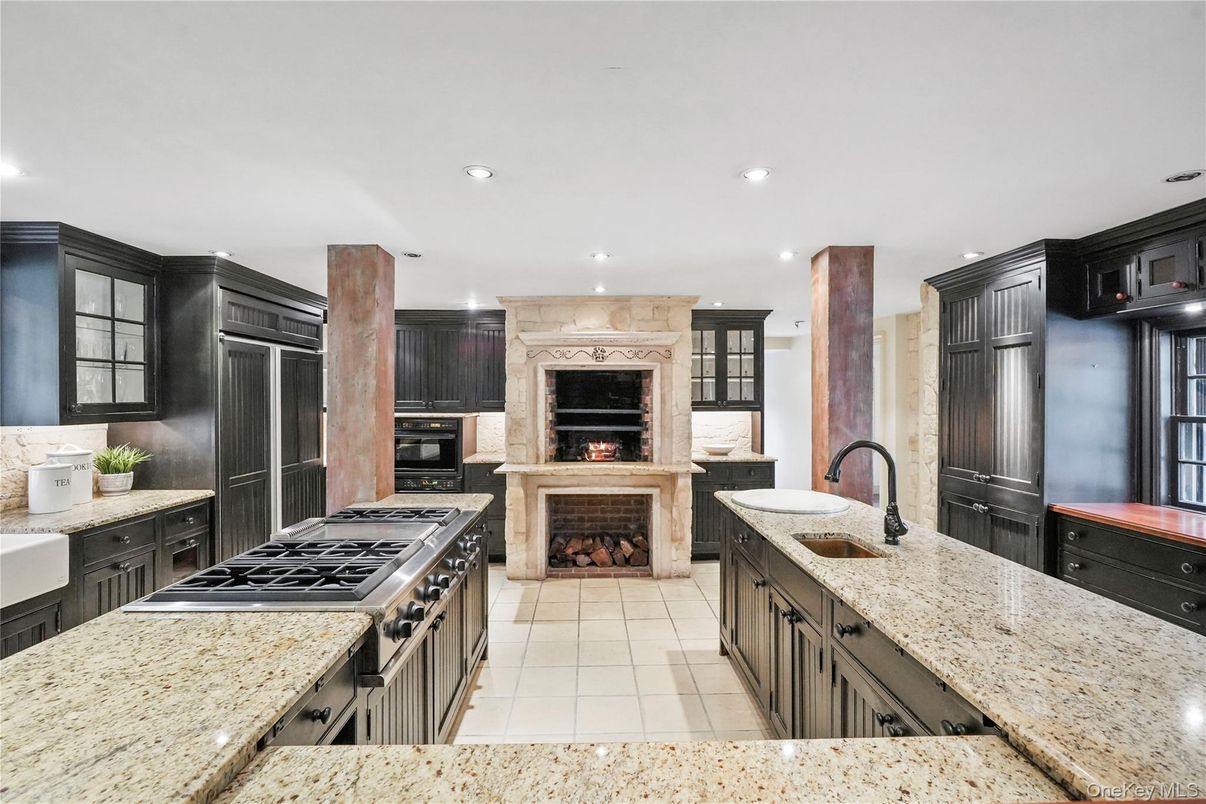 Fireplace, Interior, Kitchen, Recessed Lighting, Stainless Steel Appliances
