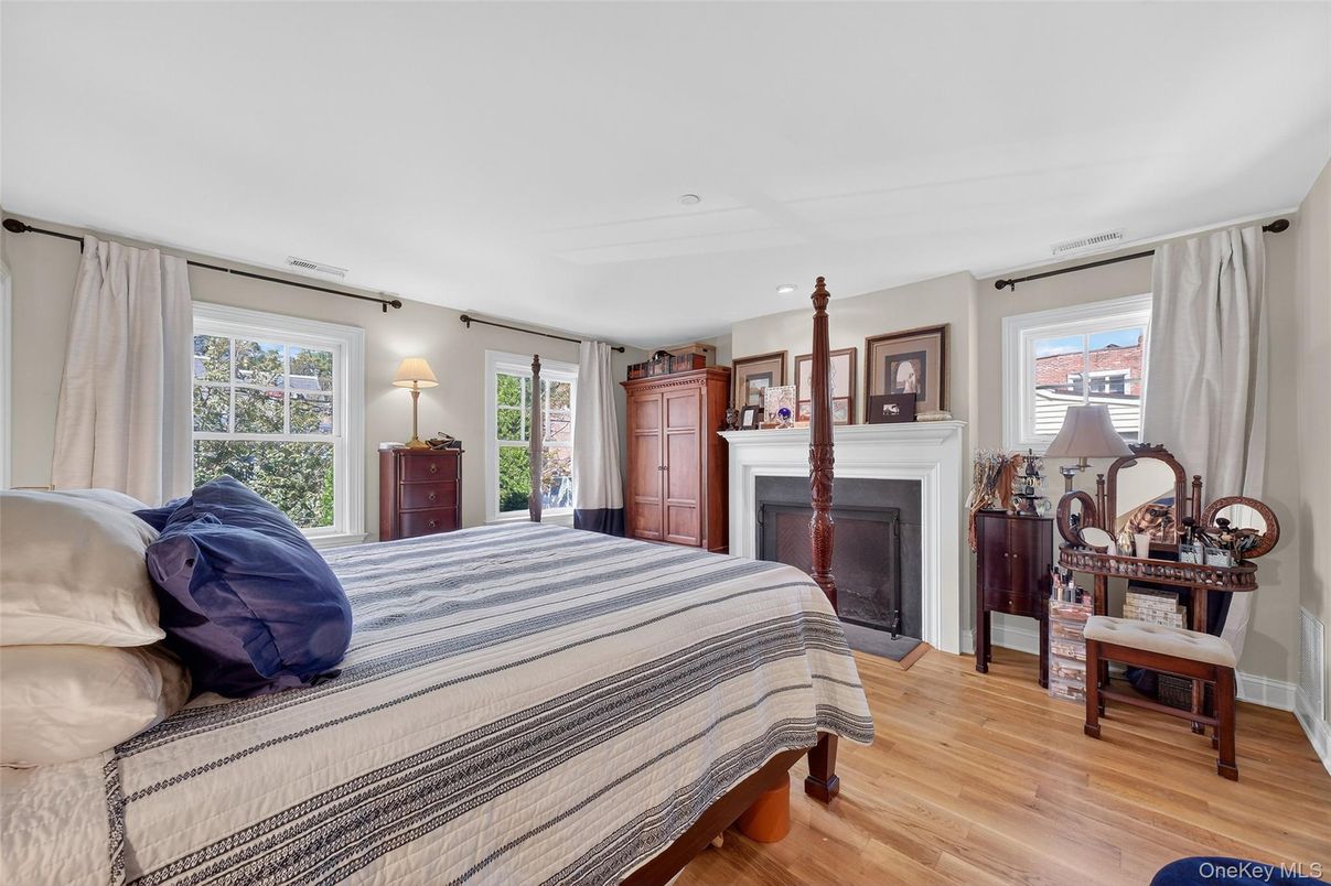 Bedroom, Fireplace, Interior, Recessed Lighting, Wood Texture Flooring