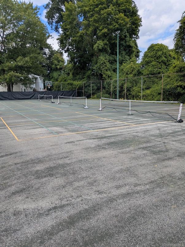 Exterior, Tennis Courts