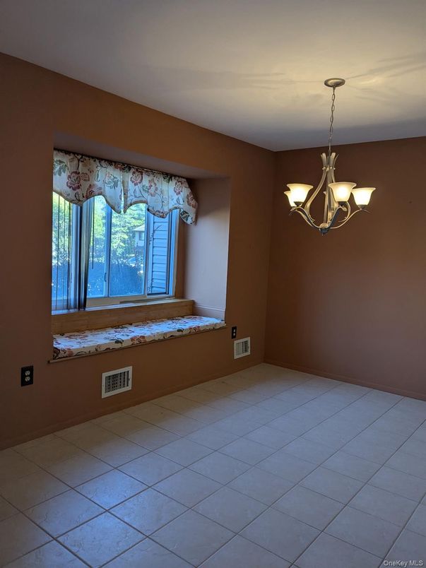 Chandelier, Empty room, Interior
