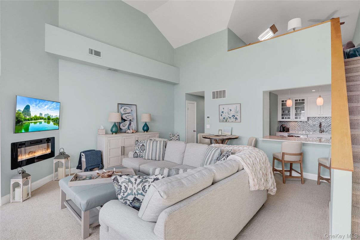 Dining room, Fireplace, Interior, Living room, Pendant Lights, Recessed Lighting