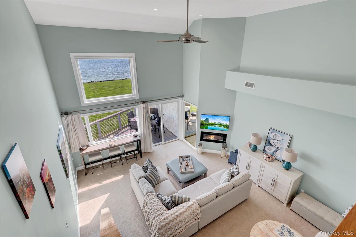 Fireplace, Interior, Living room, Recessed Lighting