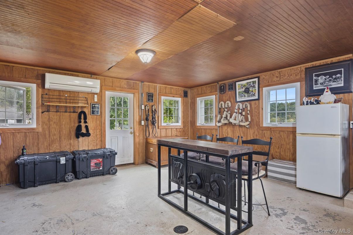Interior, Wooden Ceilings, Wooden Walls