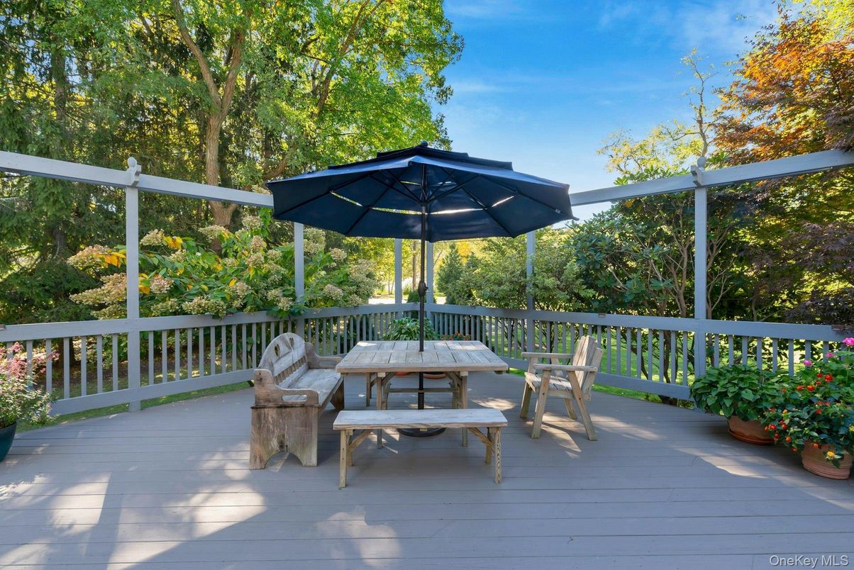 Exterior, Sun Room