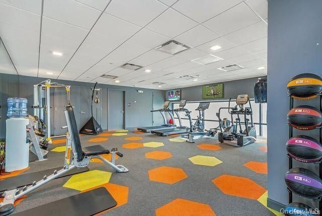 Fitness Equipment, Interior, Recessed Lighting