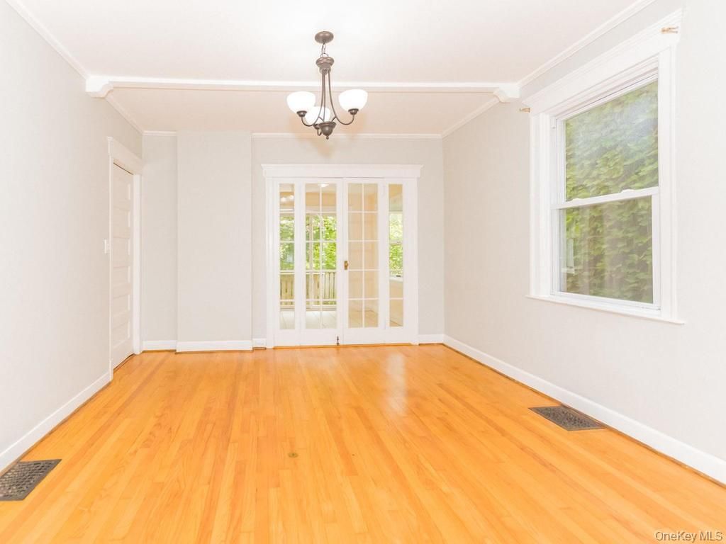 Chandelier, Empty room, Interior, Wood Texture Flooring