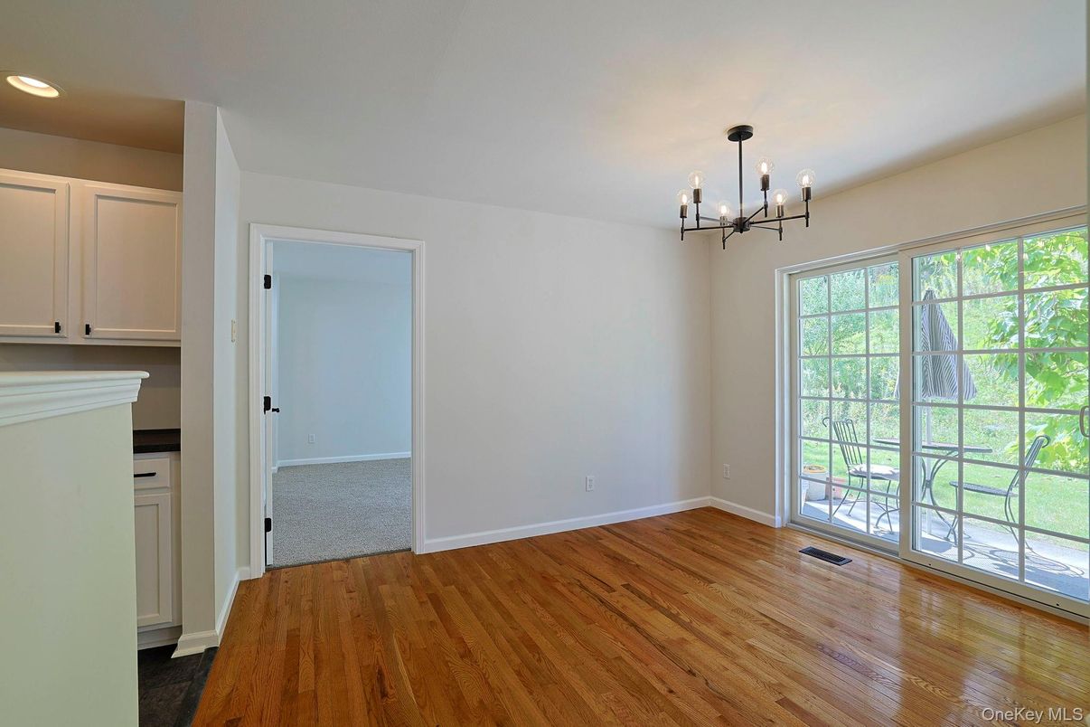 Chandelier, Empty room, Interior, Recessed Lighting, Wood Texture Flooring