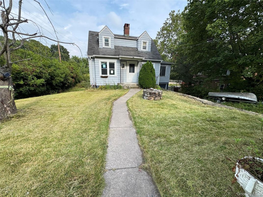 Backyard, Exterior, Facade, Cape Cod