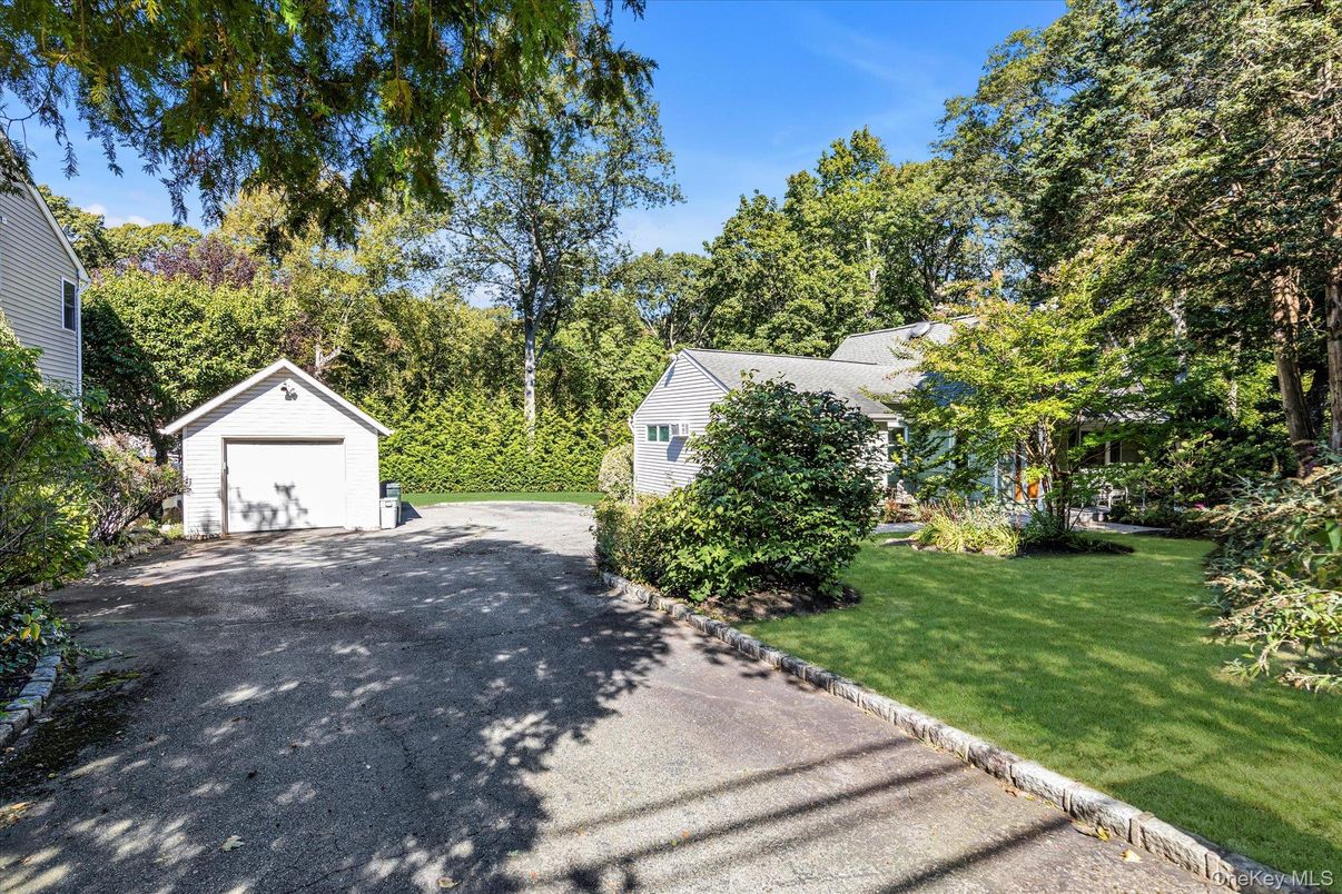 Backyard, Detached Garage, Exterior