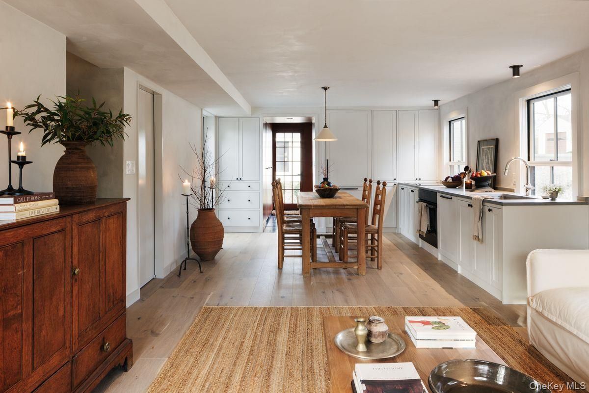 Dining room, Interior, Kitchen, Pendant Lights, Wood Texture Flooring