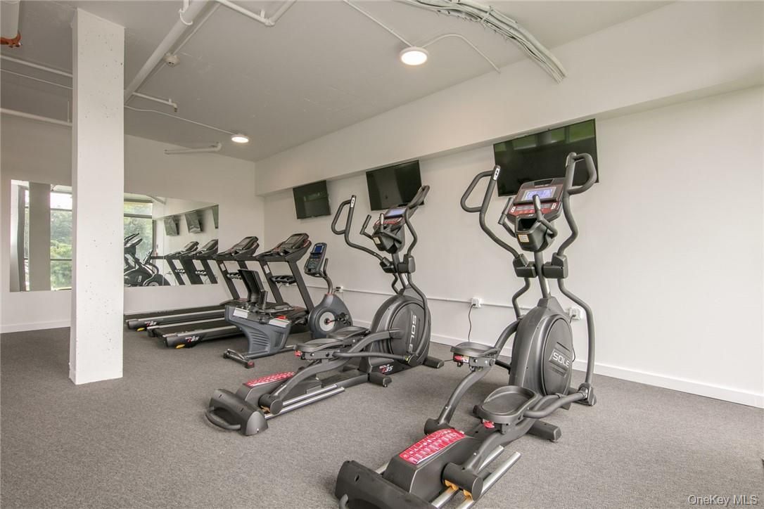 Fitness Equipment, Interior, Recessed Lighting