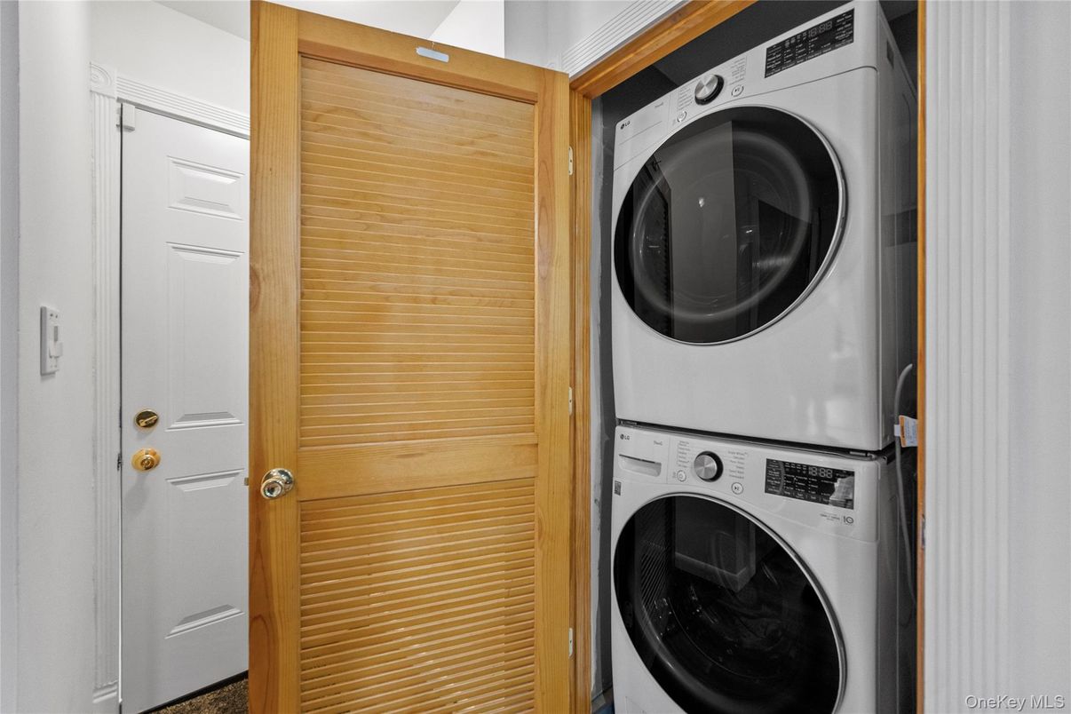 Interior, Utility Closets, Washer