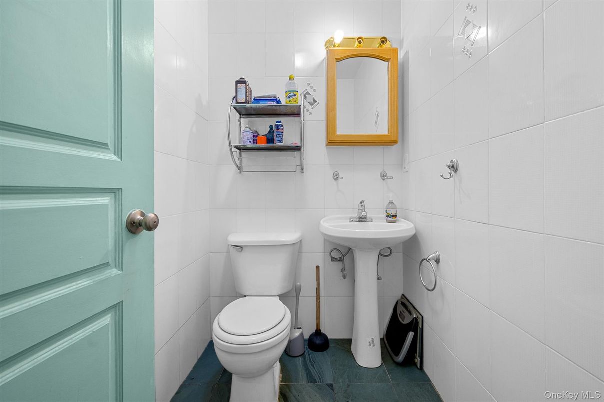 Bathroom, Interior